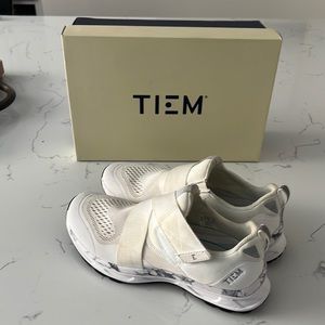 TIEM - Cycling Shoes - W 9.5 + Orthotic Insert
